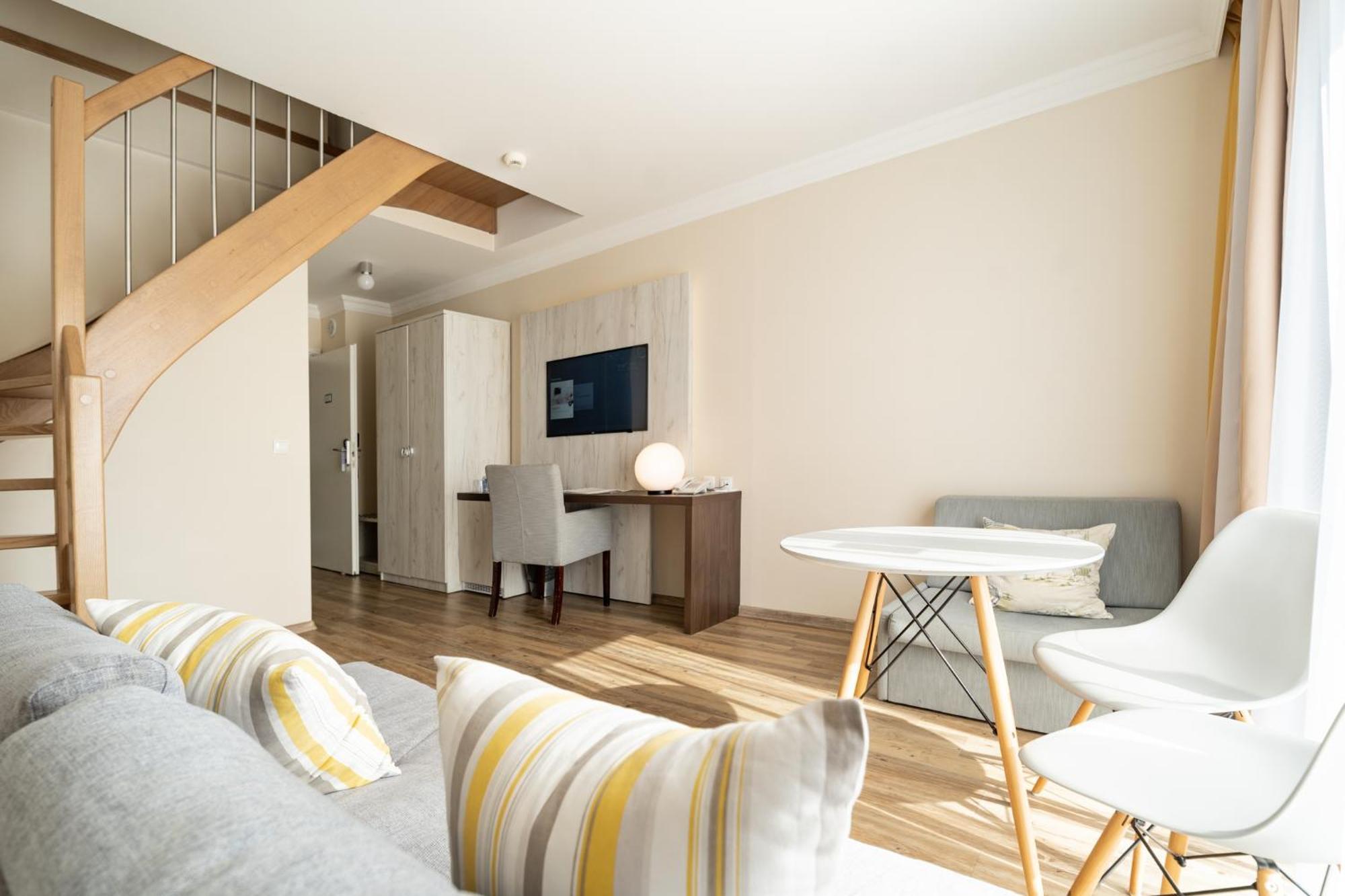 Hotel & Spa Trzy Wyspy Swinoujscie Bagian luar foto