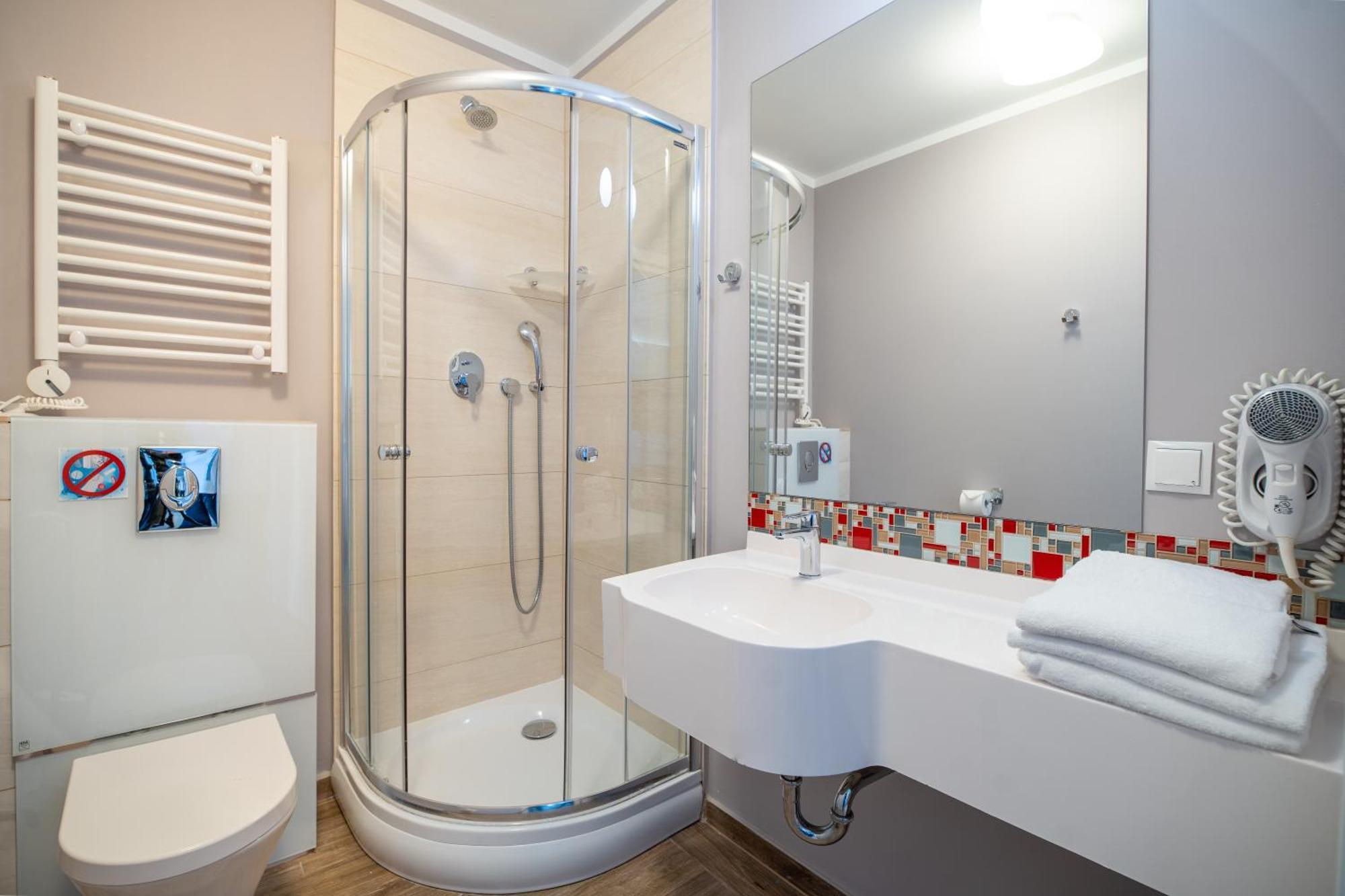 Hotel & Spa Trzy Wyspy Swinoujscie Bagian luar foto