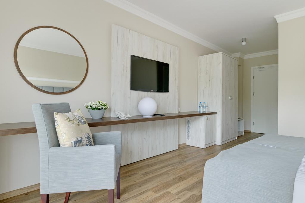 Hotel & Spa Trzy Wyspy Swinoujscie Bagian luar foto